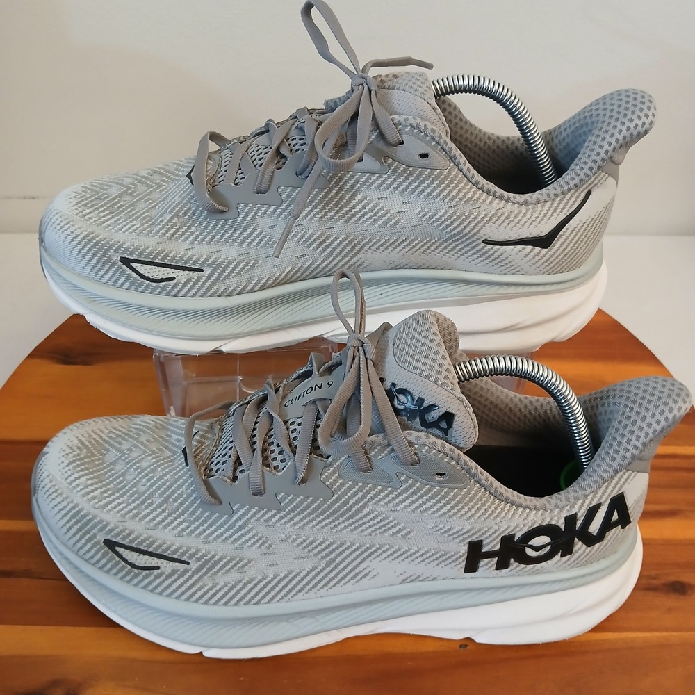 Hoka One One Clifton 9 Mens 10.5D Grey Running Shoes Sneakers 1127895 HMBC